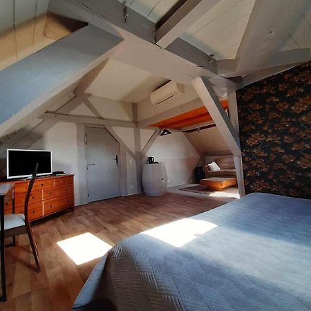 Готель Le Domaine Des Papillons Beaujeu-Saint-Vallier-et-Pierrejux Екстер'єр фото