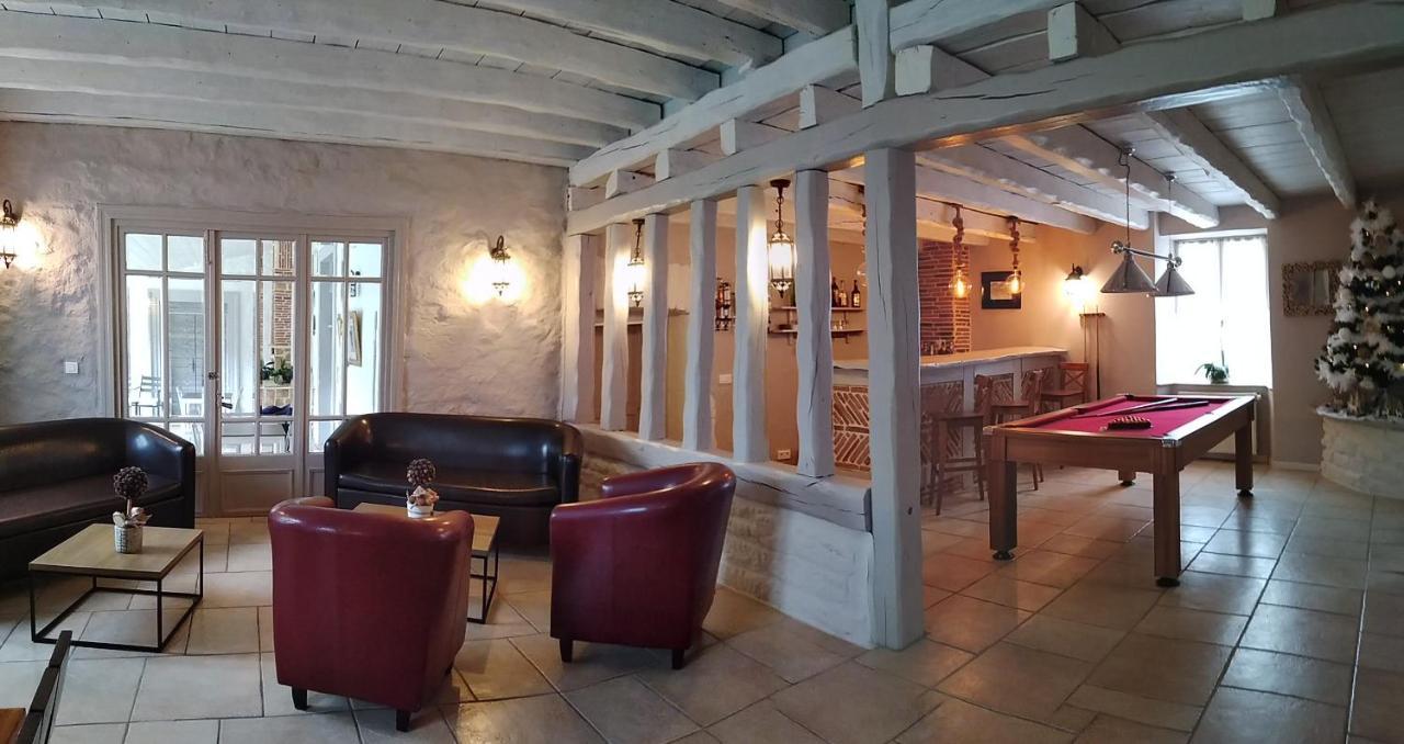 Готель Le Domaine Des Papillons Beaujeu-Saint-Vallier-et-Pierrejux Екстер'єр фото